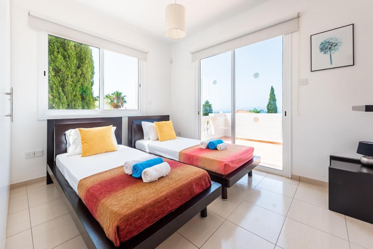 Villa Alysia By Ezoria Villas Coral Bay Ngoại thất bức ảnh
