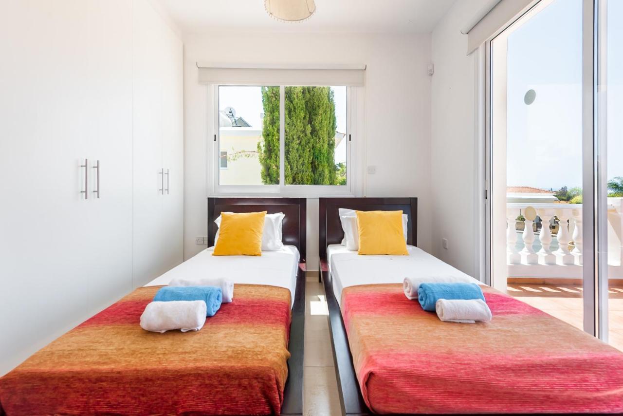 Villa Alysia By Ezoria Villas Coral Bay Ngoại thất bức ảnh