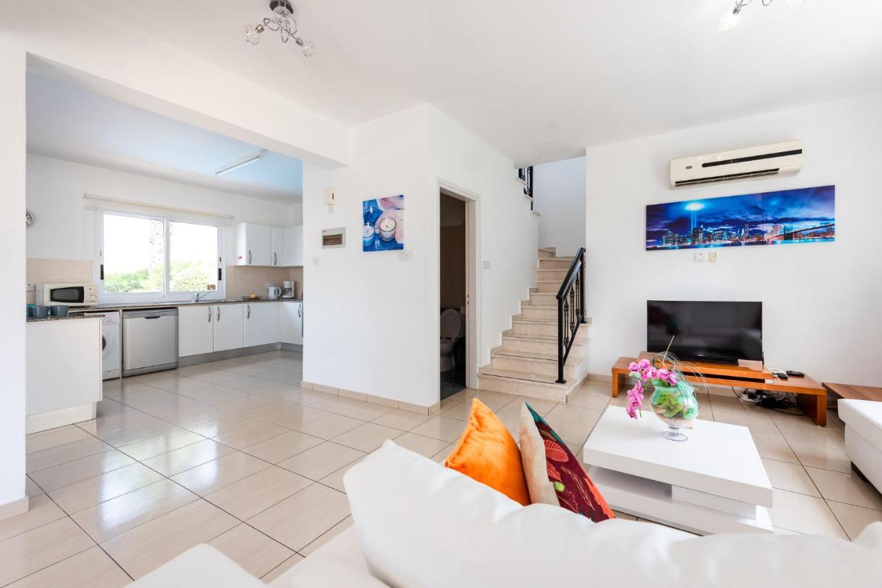 Villa Alysia By Ezoria Villas Coral Bay Ngoại thất bức ảnh